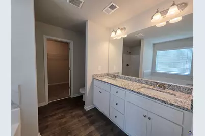 136 Red Birch Lane, Warner Robins, GA 31093 - Photo 14