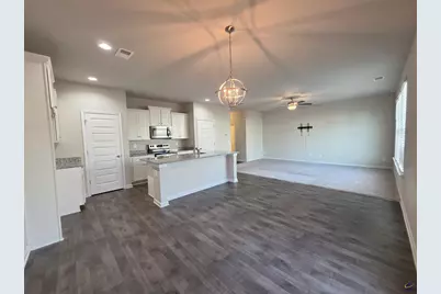 136 Red Birch Lane, Warner Robins, GA 31093 - Photo 8