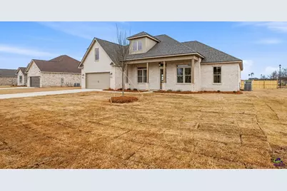 209 Farmland Circle, Perry, GA 31069 - Photo 2