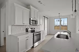 209 Farmland Circle, Perry, GA 31069 - Photo 16