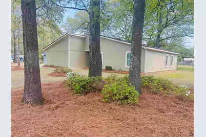 110 Eastlake, Warner Robins, GA 31093 - Photo 16