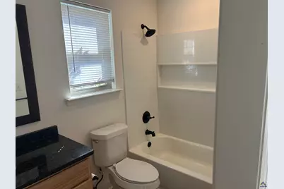 110 Eastlake, Warner Robins, GA 31093 - Photo 12