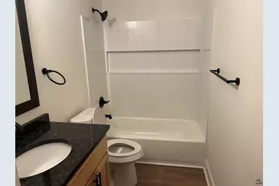 110 Eastlake, Warner Robins, GA 31093 - Photo 14