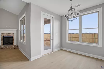 204 Farmland Circle, Perry, GA 31069 - Photo 18