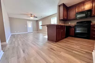 220 Station Way, Warner Robins, GA 31088 - Photo 8