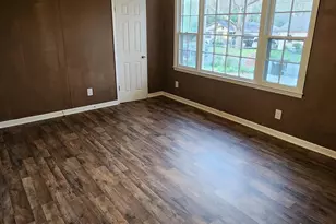 313 Vienna St, Fort Valley, GA 31030 - Photo 6