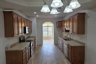 604 Twelve Oaks Dr, Warner Robins, GA 31088 - Photo 4