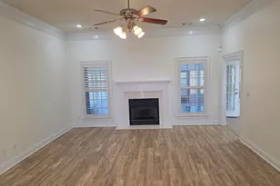 604 Twelve Oaks Dr, Warner Robins, GA 31088 - Photo 2