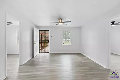 25 Martin Luther King Jr Boulevard, Hawkinsville, GA 31036 - Photo 6