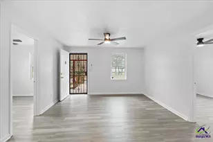 25 Martin Luther King Jr Blvd, Hawkinsville, GA 31036 - Photo 6