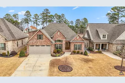 102 Twelfth Fairway, Warner Robins, GA 31088 - Photo 1