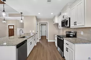 213 Saraland Trl, Perry, GA 31069 - Photo 12