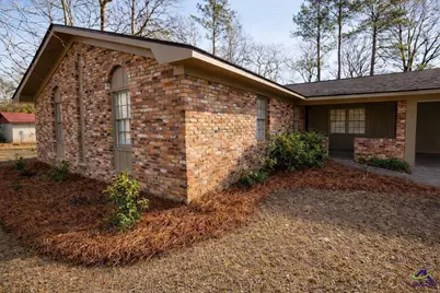 414 Forest Lake Drive, Warner Robins, GA 31093 - Photo 2