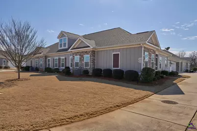 468 Nandina Court, Warner Robins, GA 31088 - Photo 2