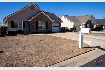 319 Deerfield Circle, Warner Robins, GA 31088 - Photo 2