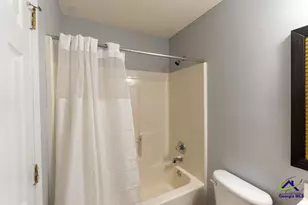 319 Deerfield Cir, Warner Robins, GA 31088 - Photo 12