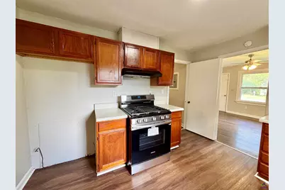 1319 Laura Avenue, Warner Robins, GA 31088 - Photo 10