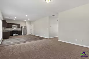 1077 Cold Water Dr, Griffin, GA 30224 - Photo 8