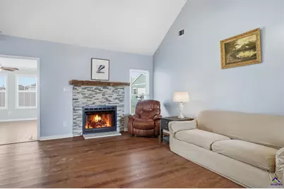 305 Carver Court, Warner Robins, GA 31088 - Photo 8