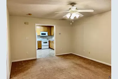 256 Katelyn Circle, Warner Robins, GA 31088 - Photo 4
