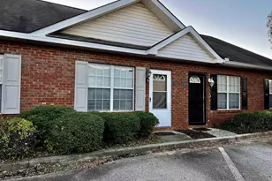 256 Katelyn Cir, Warner Robins, GA 31088 - Photo 2