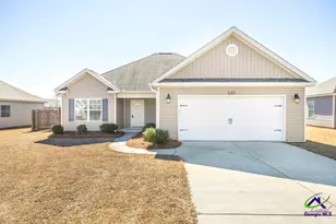 133 Worchester Cir, Perry, GA 31069 - Photo 1