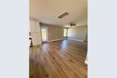 204 Sutton Dr., Perry, GA 31069 - Photo 8