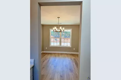 204 Sutton Dr., Perry, GA 31069 - Photo 6