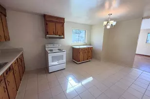 118 Meadowcliff Cir, Warner Robins, GA 31093 - Photo 4