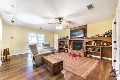 422 Wexford Cir, Bonaire, GA 31005 - Photo 4