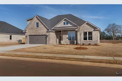 208 Farmland Circle, Perry, GA 31069 - Photo 2