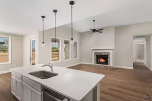 208 Farmland Circle, Perry, GA 31069 - Photo 12