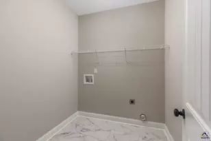 208 Farmland Circle, Perry, GA 31069 - Photo 32