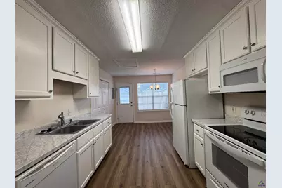 242 Katelyn Circle, Warner Robins, GA 31088 - Photo 6