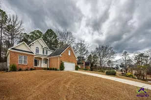 116 Brookefield Dr, Macon, GA 31210 - Photo 2