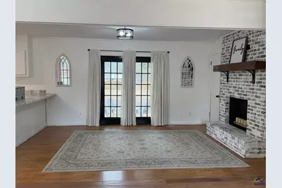 229 W Peter St, Cochran, GA 31014 - Photo 14