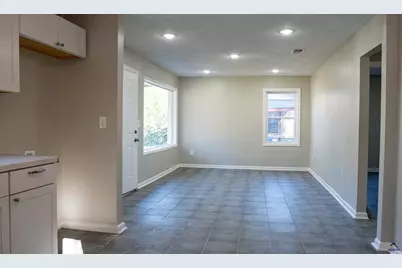 220 Wendan Way, Warner Robins, GA 31093 - Photo 8