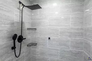 711 Main St, Byron, GA 31008 - Photo 12