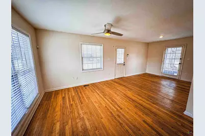 306 Woodlawn Avenue, Warner Robins, GA 31093 - Photo 2