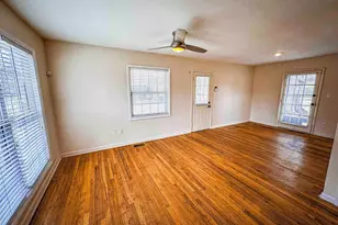 306 Woodlawn Ave, Warner Robins, GA 31093 - Photo 2