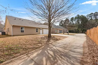 205 Charles Gray Blvd, Perry, GA 31069 - Photo 46