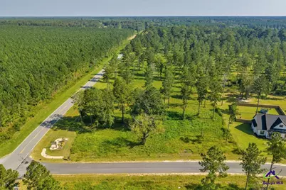 26 Evergreen Drive, Cochran, GA 31014 - Photo 8