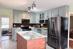 207 Gleneagle Dr, Byron, GA 31008 - Photo 12