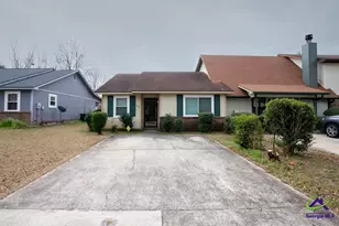 420 Westcliff Cir, Warner Robins, GA 31093 - Photo 2