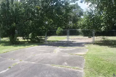 207 Cambridge Drive, Warner Robins, GA 31088 - Photo 1