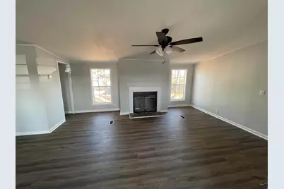 306 Dennard Street, Unadilla, GA 31091 - Photo 2