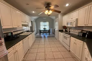 409 Tucker Pl, Warner Robins, GA 31088 - Photo 8