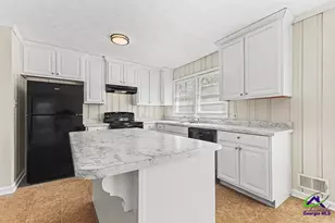 310 Ext Sunset Dr, Griffin, GA 30223 - Photo 14