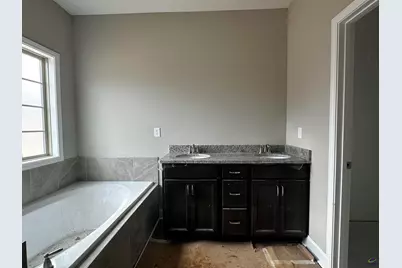 904 Nora Eloise Drive, Bonaire, GA 31005 - Photo 10
