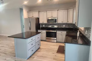 129 Amanda Dr, Byron, GA 31008 - Photo 8